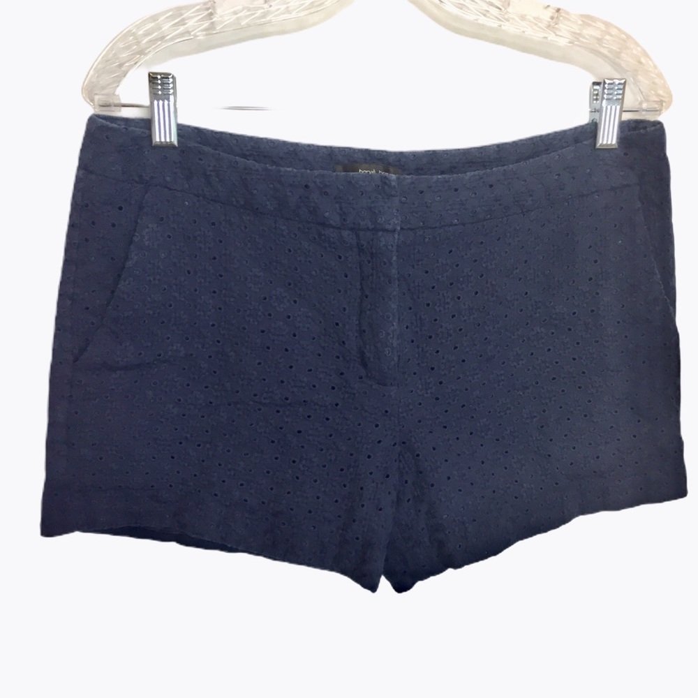 🐞harve benard Embroidered Navy Blue Shorts EUC